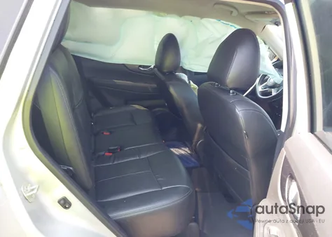 2017 Nissan Rogue Sv z USA, uszkodzony, nr VIN 5N1AT2MV3HC895860